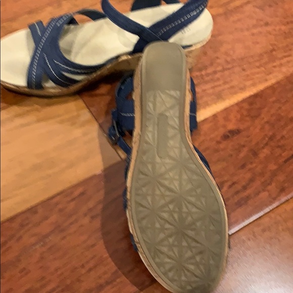 Sandals with denim upper and cork memory foam foot - Picture 4 of 4